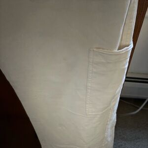 LG Cream Fabric with Tag Detail